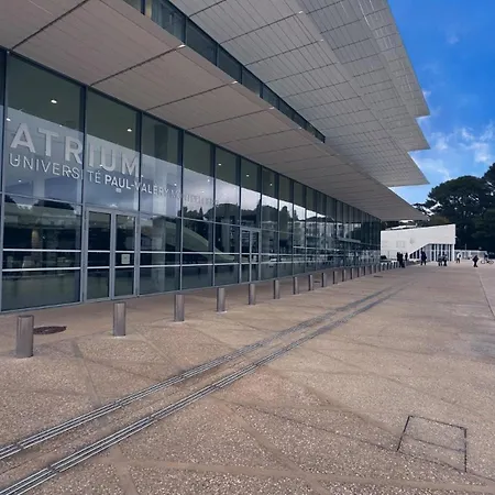 Bienvenue Au Central Fac Montpellier Exterior photo